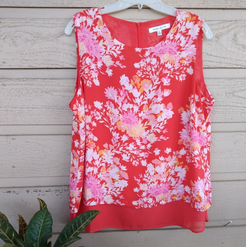 Rose & Olive Sleeveless Top